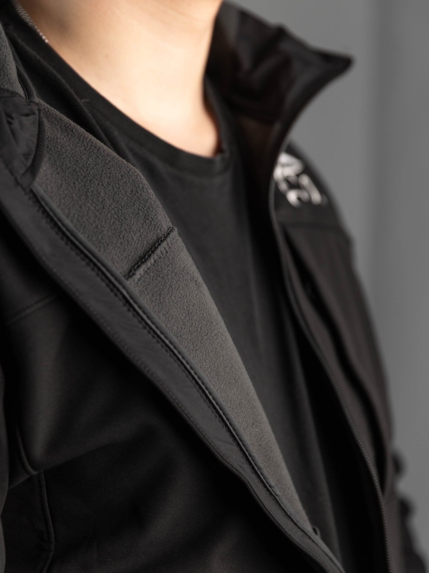 Shark Jacket Schwarz